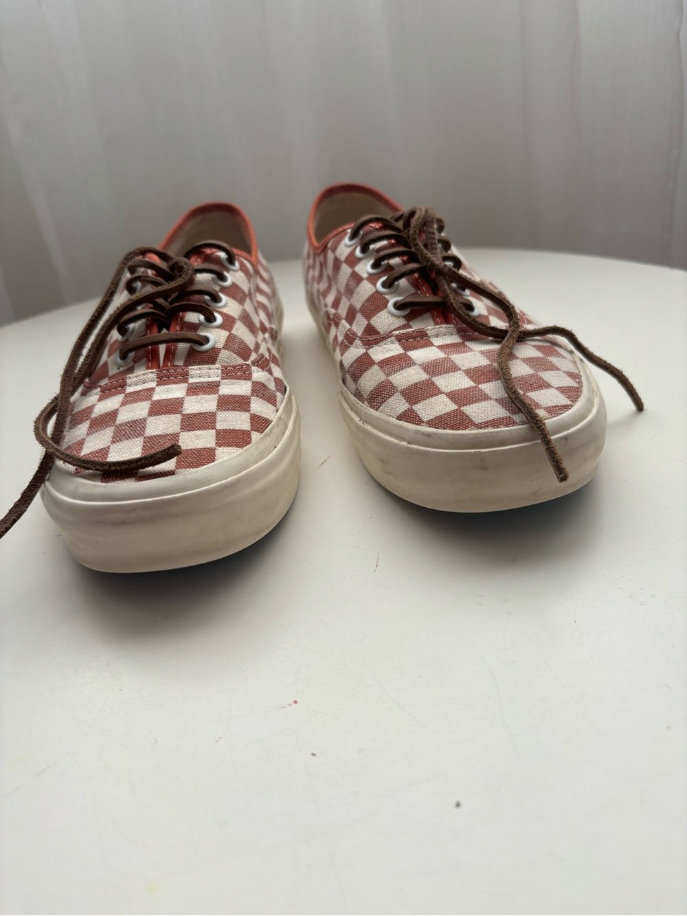 Vans Rust & White Checkerboard Sneakers - Picture 2 of 6